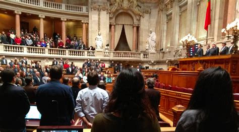 Parlamento Vota Por Unanimidade Voto De Pesar Por Marielle Franco