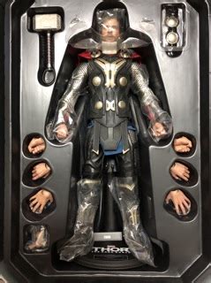 二手美品出清野獸國 Hot Toys MMS 雷神索爾 暗黑世界 普版 實圖拍攝 蝦皮購物