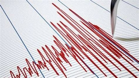 Bugün deprem mi oldu En son nerede ne zaman ve kaç şiddetinde deprem