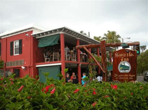 Swizzle Inn Bermuda Great for food and Original Swizzle walking ...