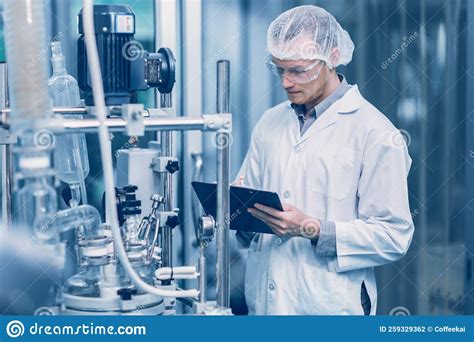 Medicine Factory Scientist Worker Work in Laboratory Plants Process ...