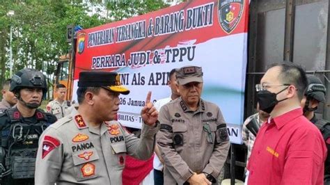 Fakta Fakta Bos Judi Apin Bk Dibentak Kapolda Sumut Pengakuan Hingga