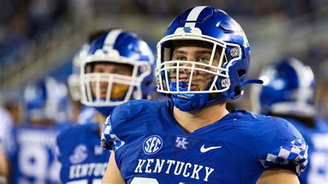 On New Look Offensive Line Kentucky Counts On Jager Burton Lexington