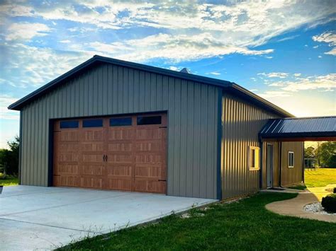 durabarn    insulate   pole barn roof