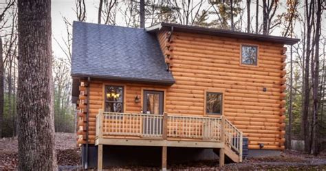 7 Small 1,000 Sq Ft Cabins That are Surprisingly Spacious