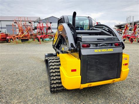 New Holland Skid Steer | Heavy Duty Equipment Supplier in BC