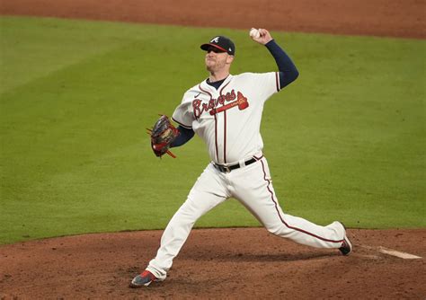 Atlanta Braves: Will Smith has become a postseason asset