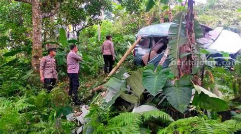 Kecelakaan Maut Jalur Cangar Pacet Mobil Sempat Terguling Sebelum