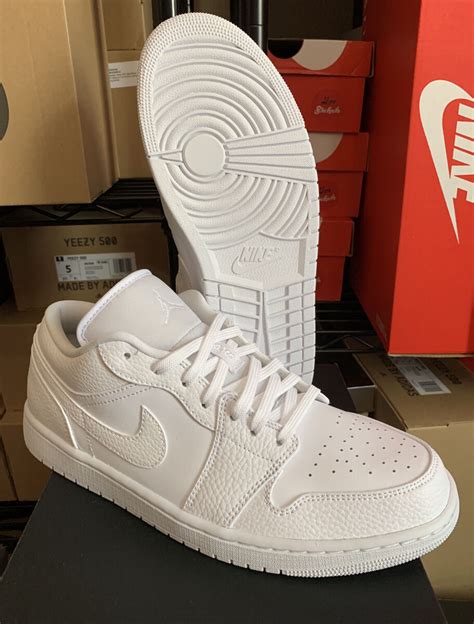 Air Jordan 1 Low White | research.engr.tu.ac.th