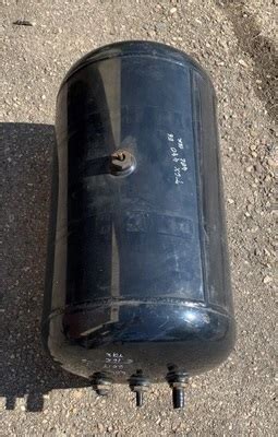 ZBIORNIK BUTLA POWIETRZA 40L MAN TGA TGX TGS E5 E6 12805183549