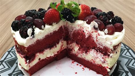 BOLO RED VELVET FRUTAS VERMELHAS ELEGANTE E CREMOSO RECEITA YouTube