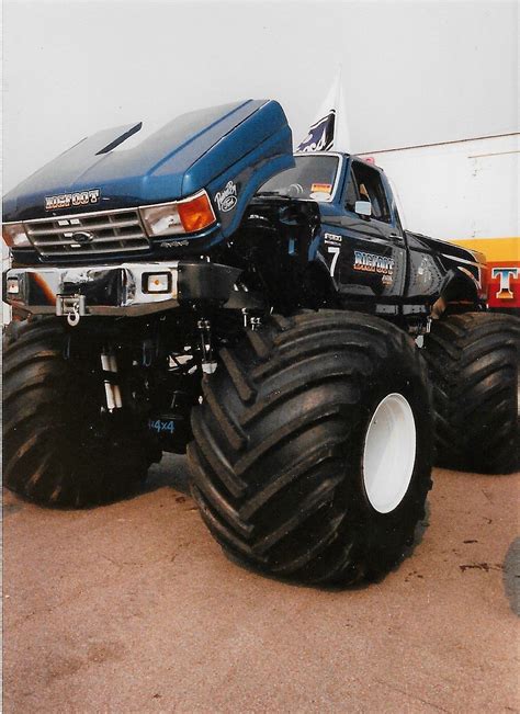 Pin by Randy Brinkley on Monster Trucks | Monster trucks, Big monster ...