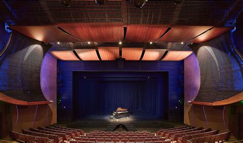 An open role for an auditorium designer offers a reflection on the ...