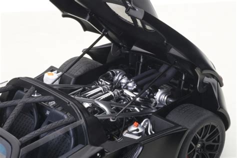 Autoart Hennessey Venom Gt Matt Carbon Black Scale Model