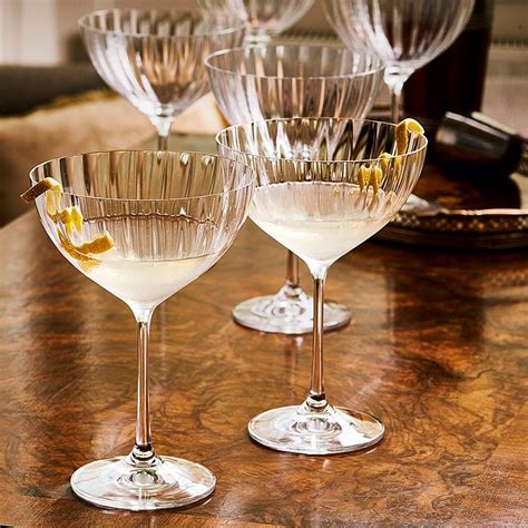 Love The Shape Of These Set Of 6 Champagne Coupe Glasses £40 Museum