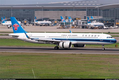 B 321Z China Southern Airlines Airbus A321 253NX Photo By CWong ID