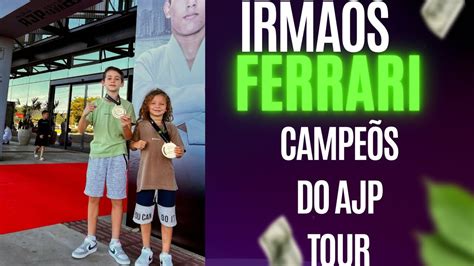 Irmãos Ferrari campeões do ajp tour south América em Balneário Camboriú