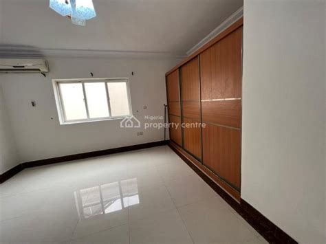 For Rent Spacious 2 Bedroom Apartment Available Oniru Estate Oniru