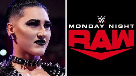 Rhea Ripley Defeats Male Superstar On Raw In First Wwe Intergender