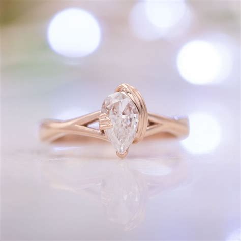 Custom Engagement Rings | Design Your Own Engagement Ring | CustomMade.com