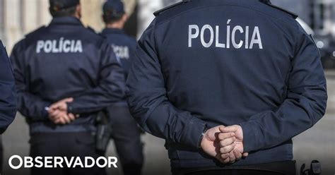 Comando de Lisboa da PSP reforçado carros de patrulha de Leiria e