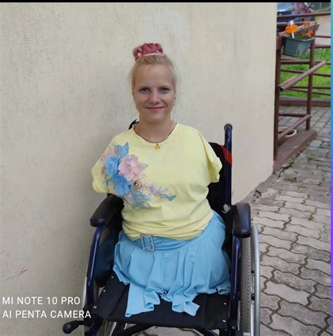 Pin De Sunshinequad En Wheelchair Beauties