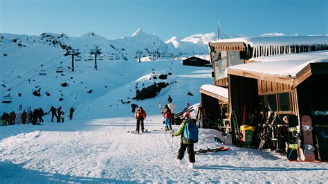 Discover the Mt Hutt Ski Field