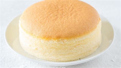 Fluffy Cake Le Sponge Cake Japonais Youtube