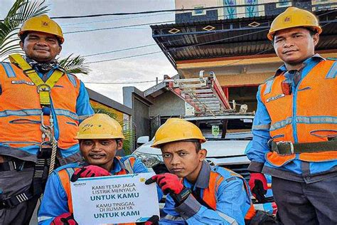 Kerja Dari Rumah Pegawai Pln Klaim Tetap Mengoptimalkan Pelayanan