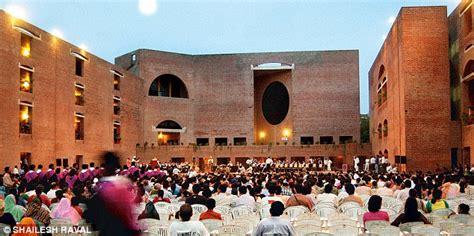 IIM Ahmedabad may raise director's salary to Rs 1 crore in hunt for best possible candidate ...