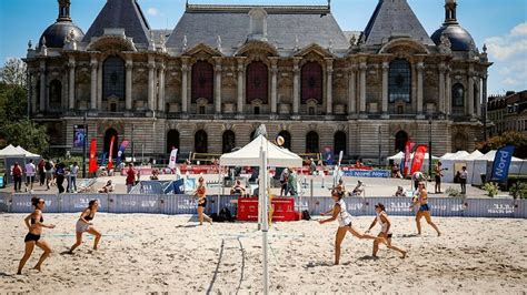 A Lille La Place De La R Publique S Est Transform E En Terrain De