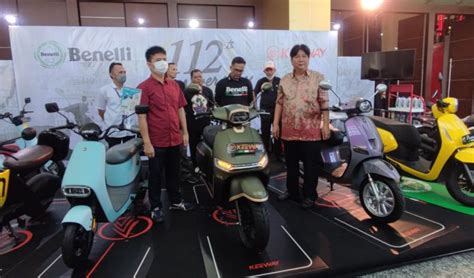 Keeway Versilia 150 Tampil Perdana Nasional Di IIMS Surabaya 2023