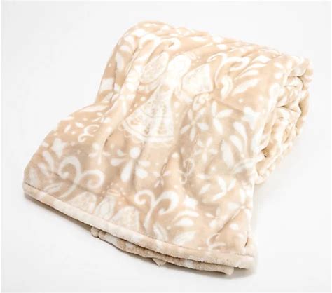 Berkshire 60x80 Nostalgic Holiday Velvetsoft Throw