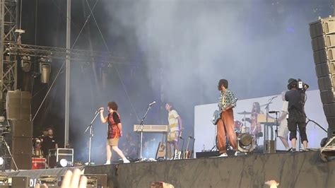 Metronomy Vieilles Charrues Reservoir Youtube