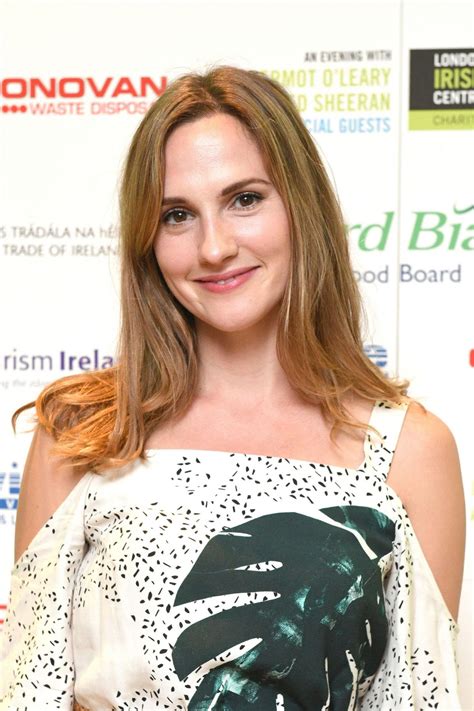 Critics explain the emotional depth of the ruth bradley character 32