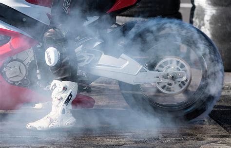 Drag Racing Burnout Photograph by Tony Camacho/science Photo Library ...