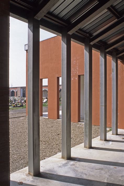 Ampliamento Del Cimitero San Pietro In Casale