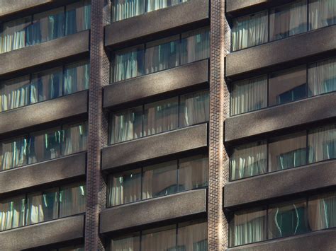 Impact-Resistant Windows: Materials and Engineering Explained