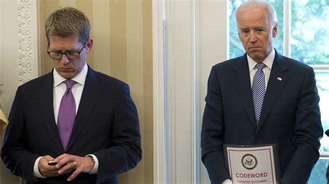 Biden Seen Holding Classified Document In Resurfaced 2013 Photo Fox