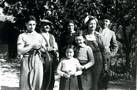 Jean Moulin En Famille Cercle Jean Moulin