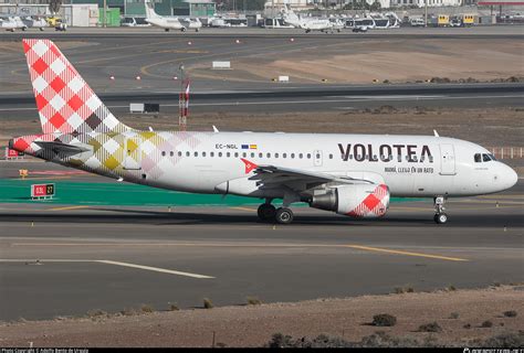 Ec Ngl Volotea Airlines Airbus A Photo By Adolfo Bento De Urqu A