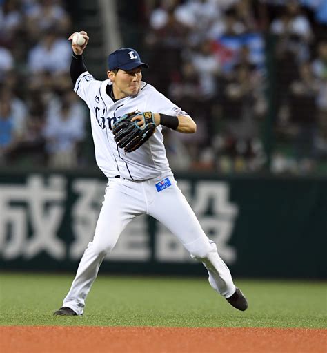 「衝突系」はミスが多くなる／宮本慎也氏の守備論2 プロ野球写真ニュース 日刊スポーツ