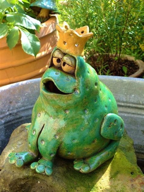 Kr Te Frosch Wasserspeier Froschk Nig Gartenkerami Wasserspeier