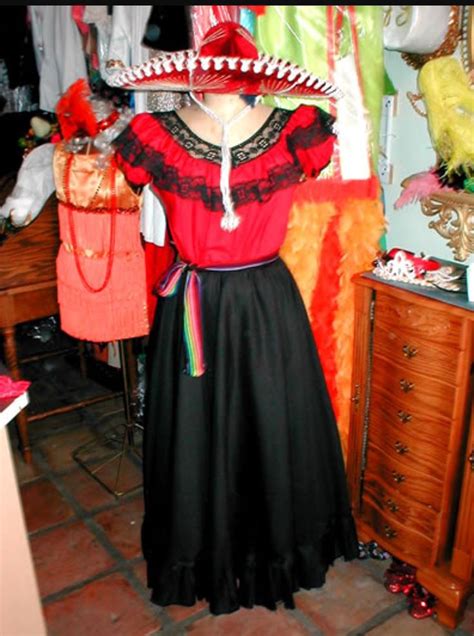 17 Best images about Mexican Folklorico Costumes on Pinterest | Ballet ...