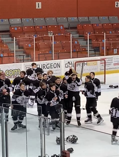 Les Bulls Pee Wee Bb De Bedford Se Qualifient Pour Les Championnats