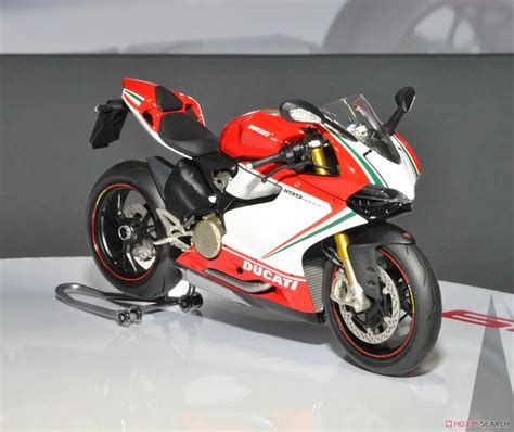 Tamiya Scale Model Motorcycle Kit Ducati Panigale S