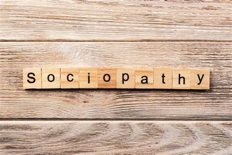 How to Spot a Sociopath: 11 Signs & Traits of A Sociopath