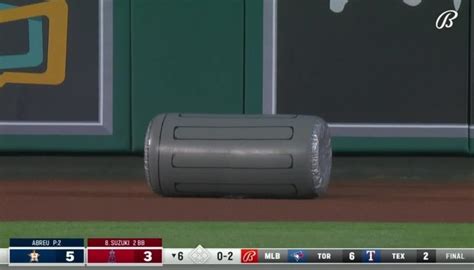 Look: Angels fans troll Astros by tossing trash cans onto field