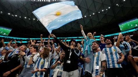 La FIFA confirmó que la hinchada argentina está nominada a los premios