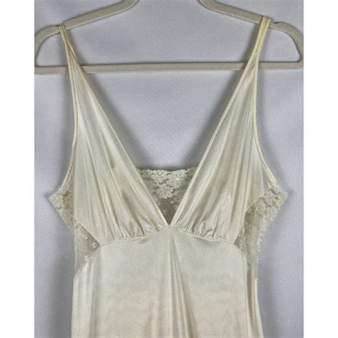 Vintage Texsheen Lingerie Nightgown Slip Size M Ivory Gem